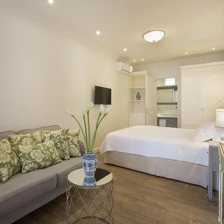 Hotell Despotiko 4*